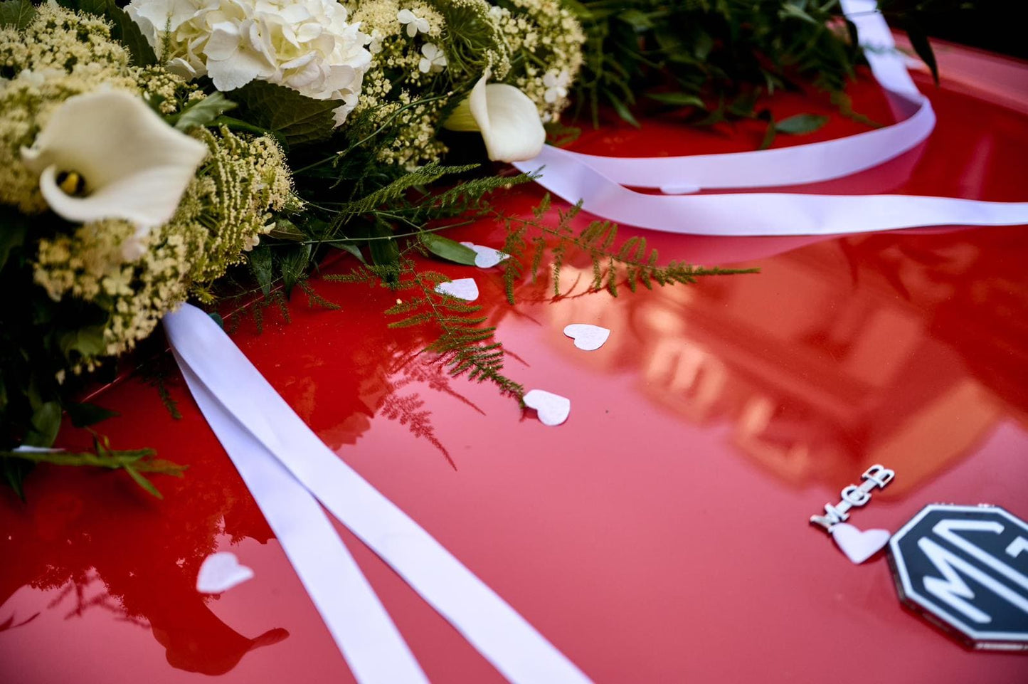 cabriolet rouge vintage en location pour mariage à Arras